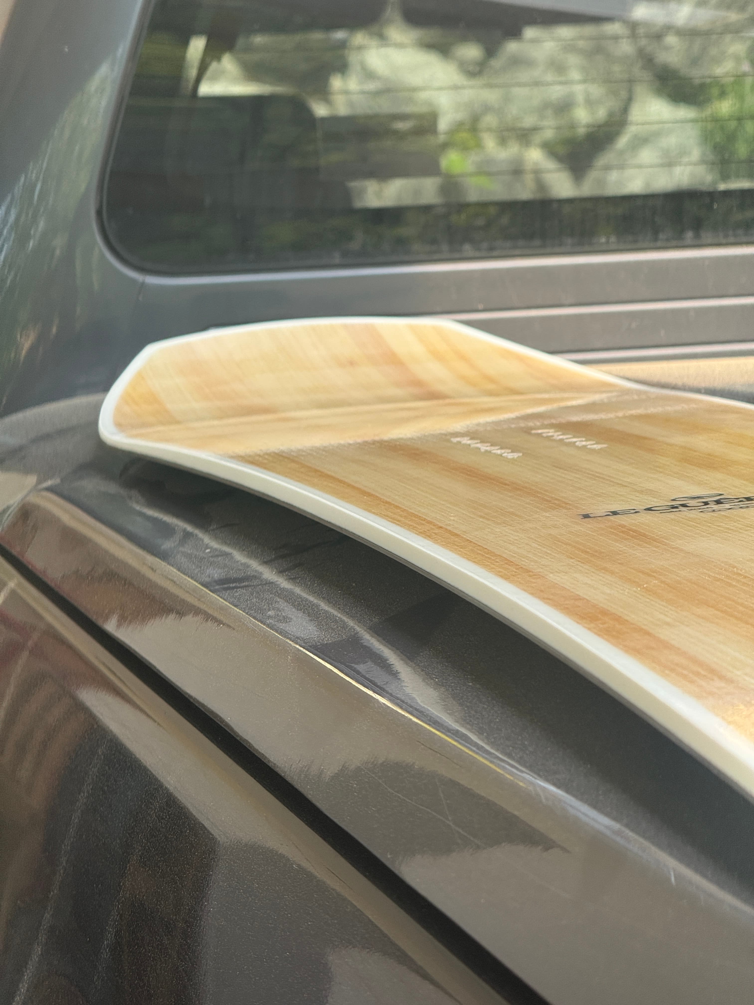 Détail spatule snowboard Le Guêpier